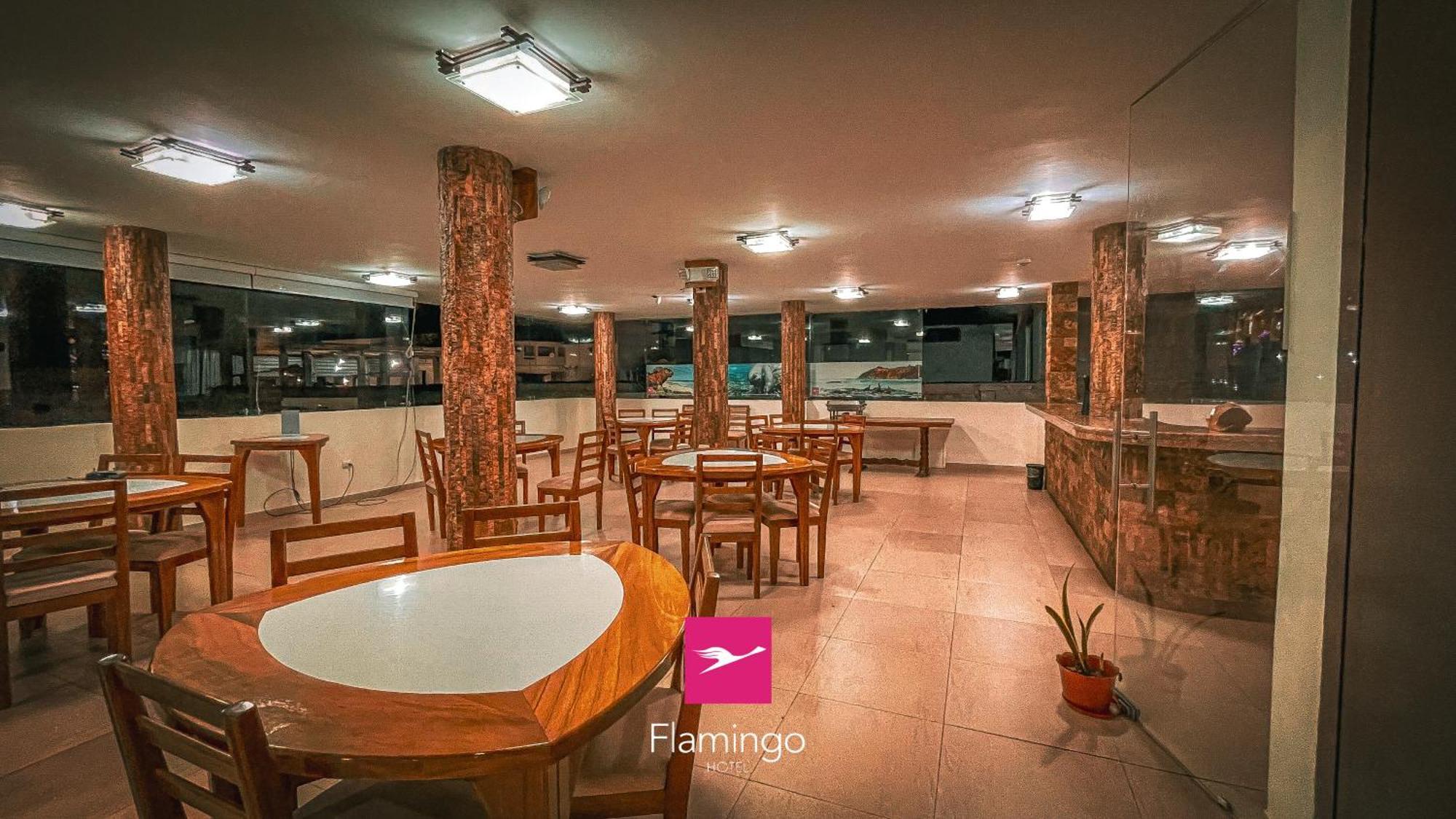 Hotel Flamingo Puerto Ayora  Exterior photo