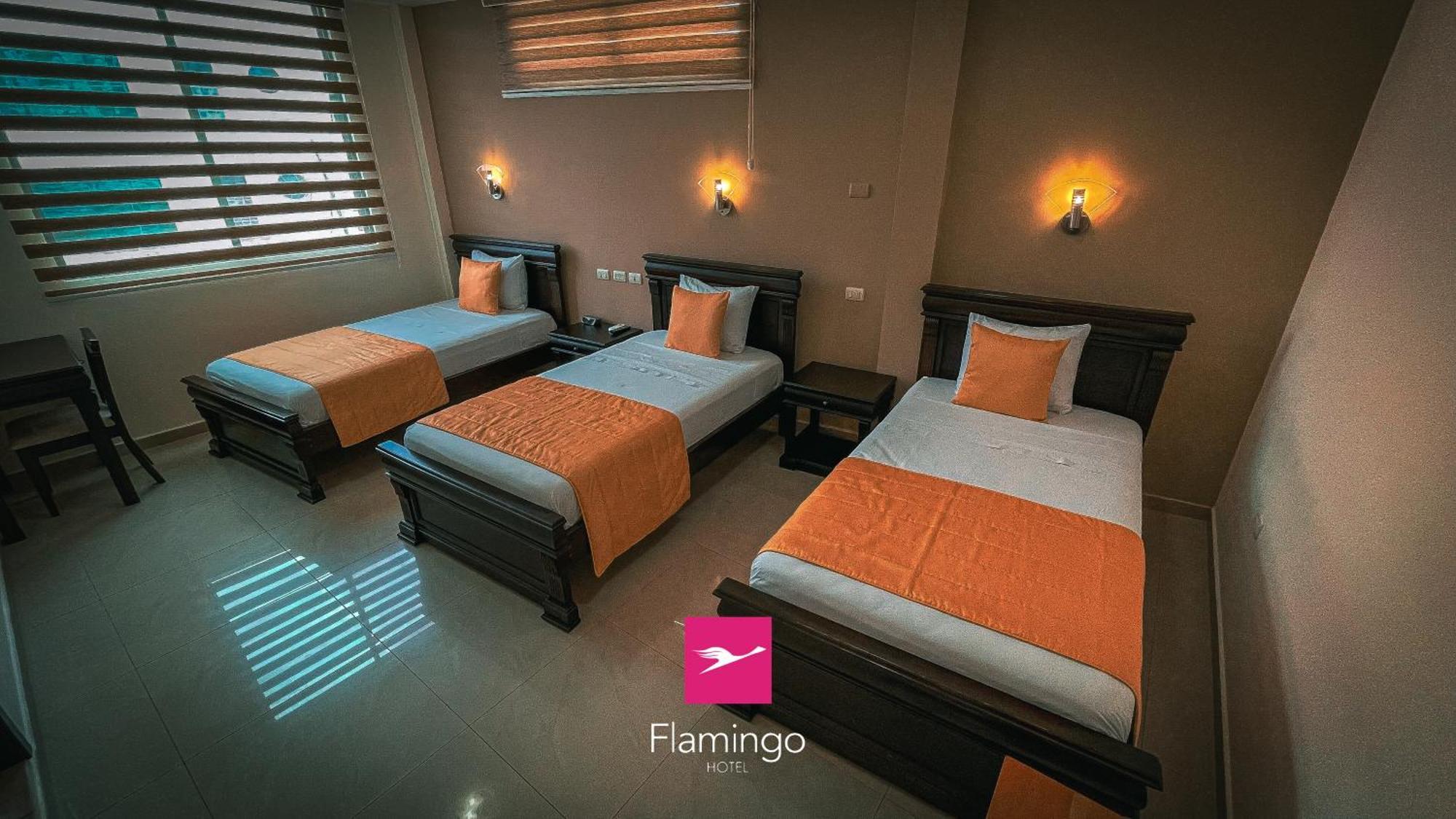 Hotel Flamingo Puerto Ayora  Exterior photo