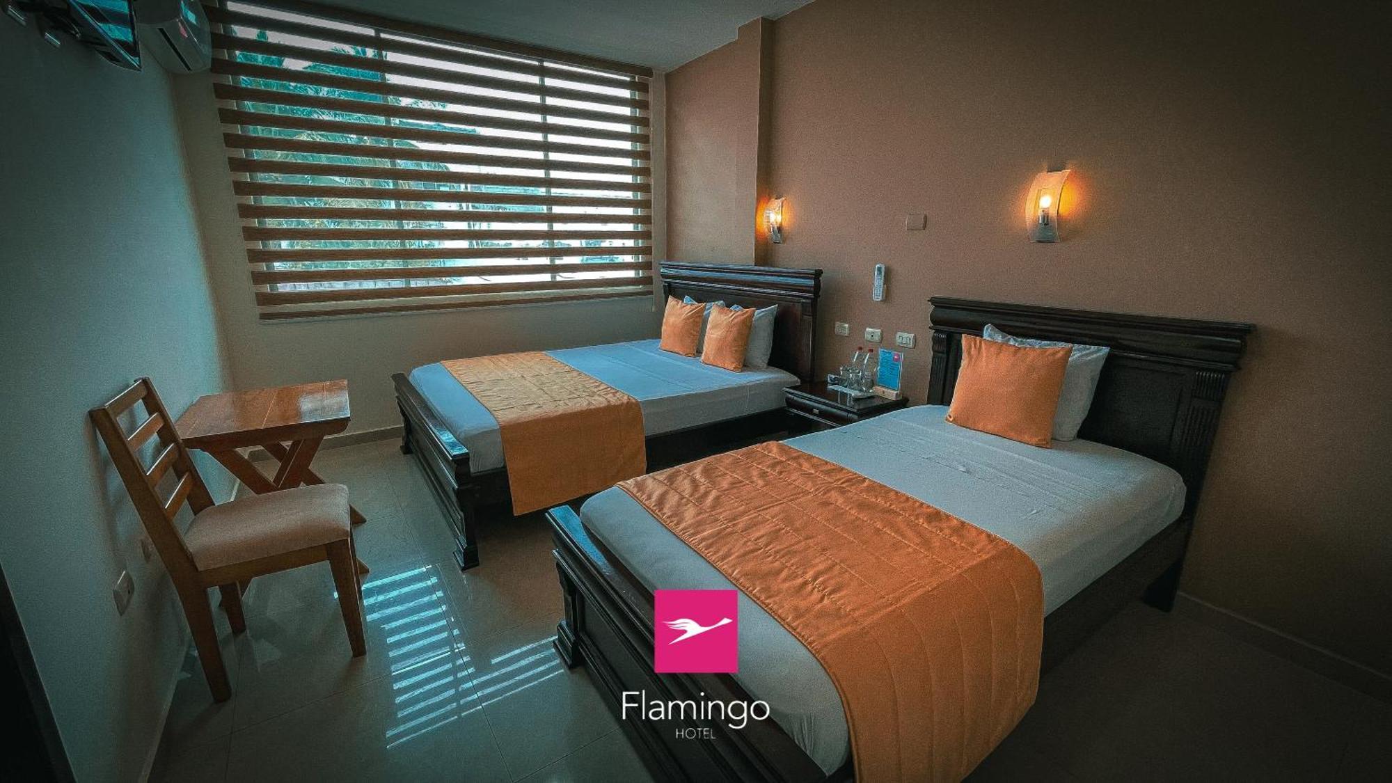Hotel Flamingo Puerto Ayora  Exterior photo
